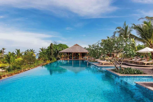 Top 10 Best Zanzibar Luxury Beach Resorts & Hotels