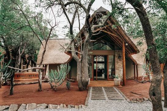 Kubu Safari Lodge Area