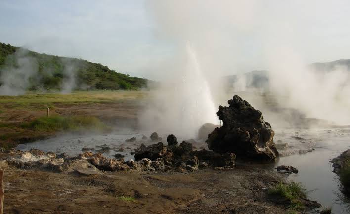 N’sawisi Hot Springs