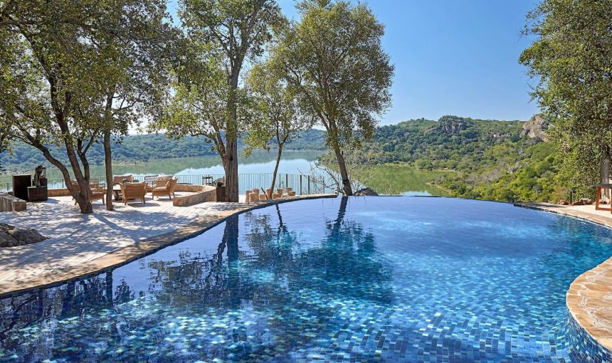 Best 10 Safari Lodges, Tented Camps and Villas in Zimbabwe (2026 Guide)