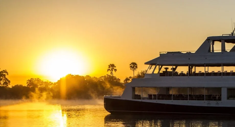 Sunset-Cruise-with-Dinner-in-the-Zambezi-National-Park