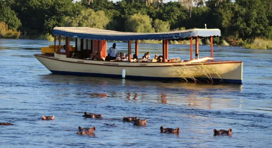 victoria falls Boat Safaris